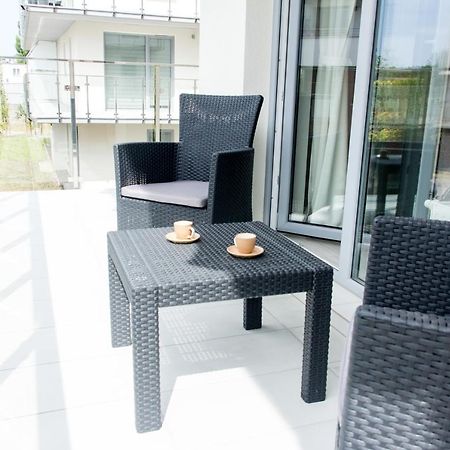 Komfortowy Apartament Lazur Z Garazem Колобжег Екстериор снимка